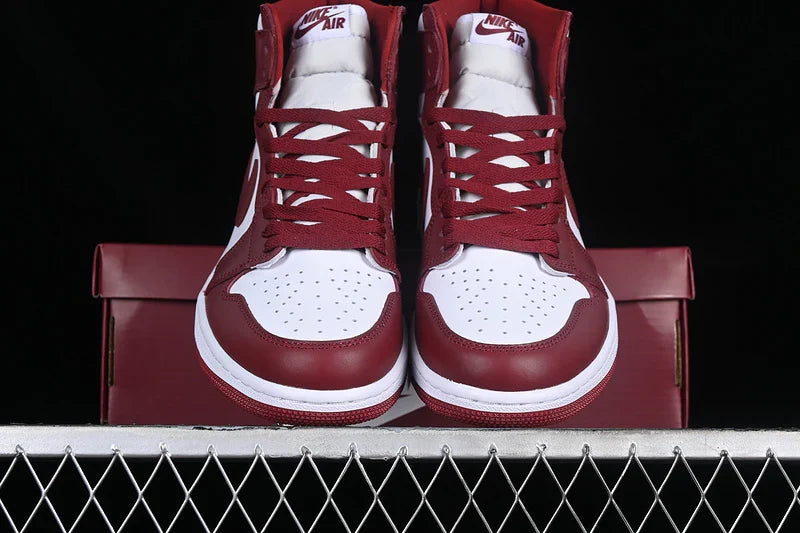 Air Jordan 1 Retro High OG "Artisanal Red"