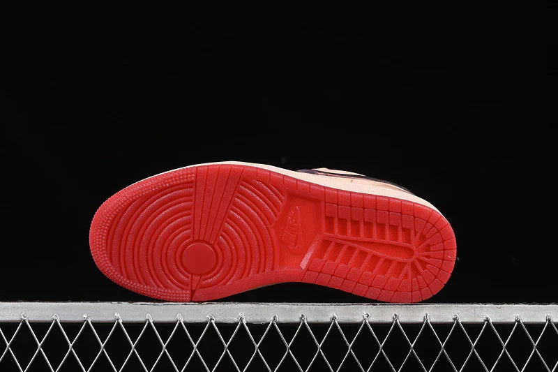 Air Jordan 1 Retro Low "Valentine's Day"