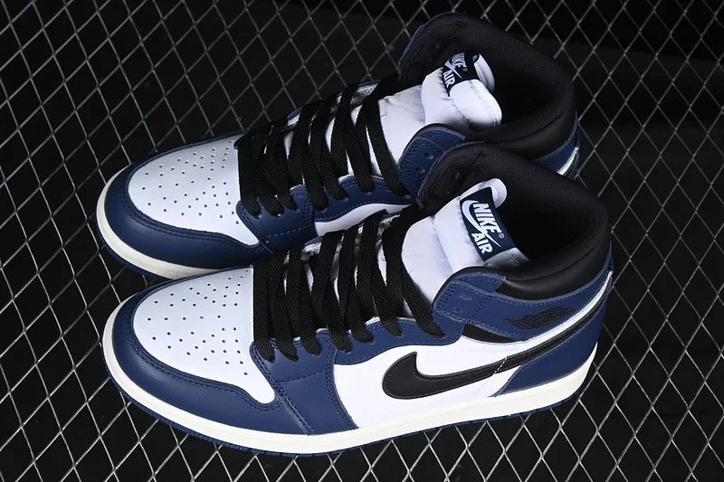 Air Jordan 1 Retro High OG "Midnight Navy"