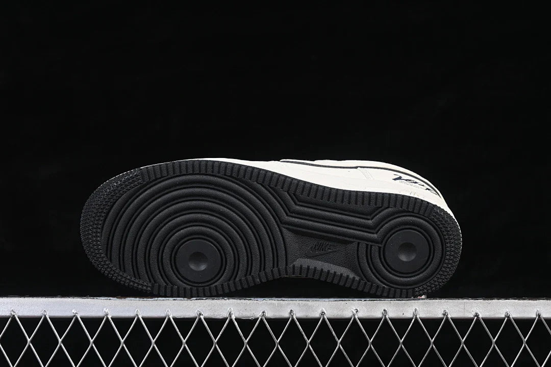 Nike Air Force 1 '07 SE "LNY" 2026