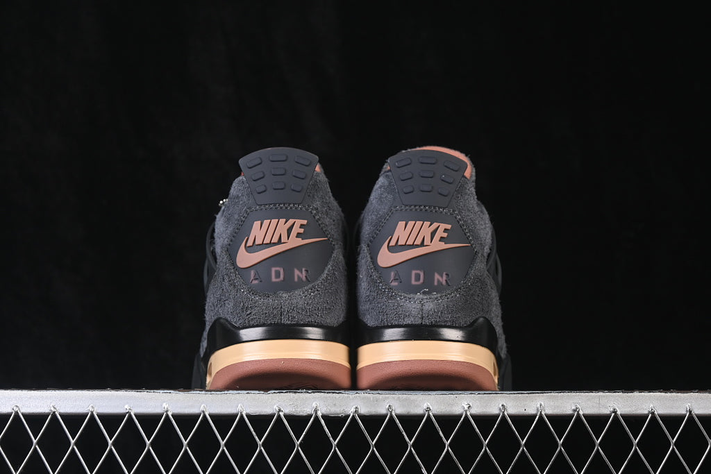 Air Jordan 4 Retro "London"