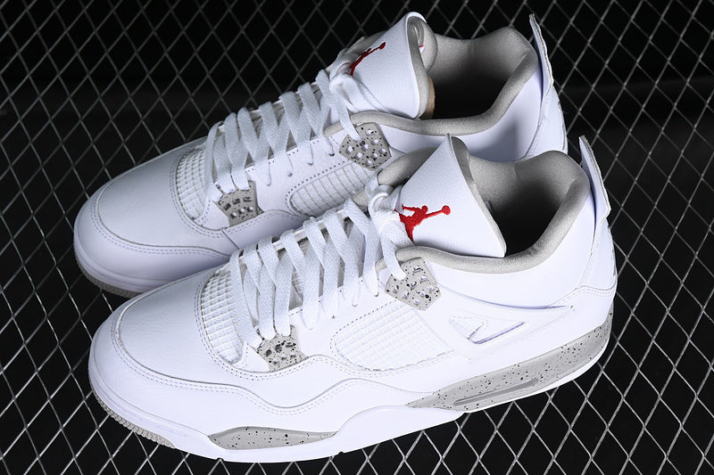 Air Jordan 4 Retro "White Oreo"