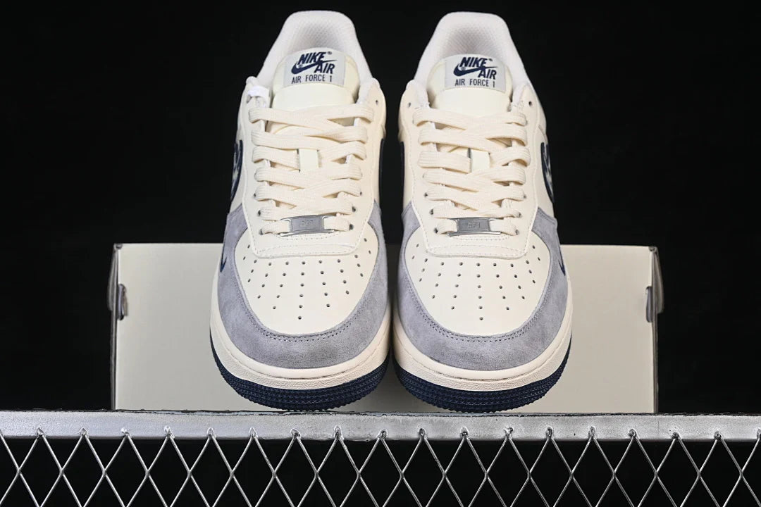 Nike Air Force 1 "Navy Blue"