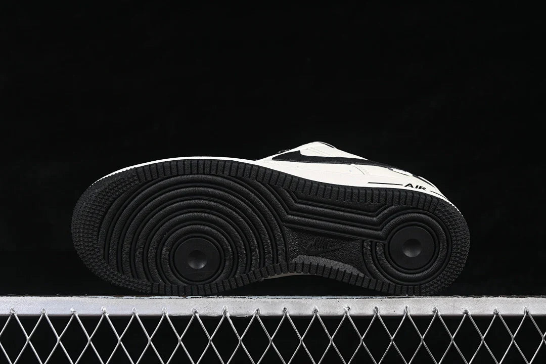Nike Air Force 1 "B/W"