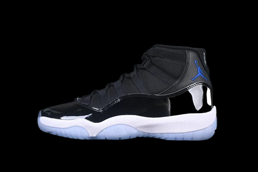 Air Jordan 11 Retro "Space Jam 2026"