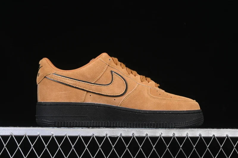 Nike Air Force 1 Low Desert Ochre / Black