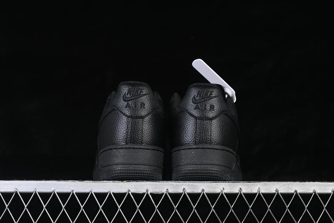 Nike Air Force 1 "Black Leather"