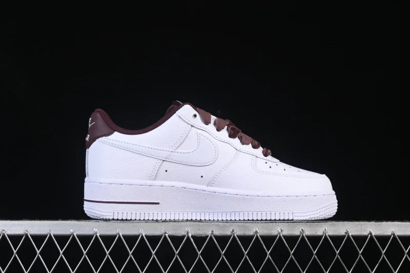 Nike Air Force 1 "White/Dark Brown"
