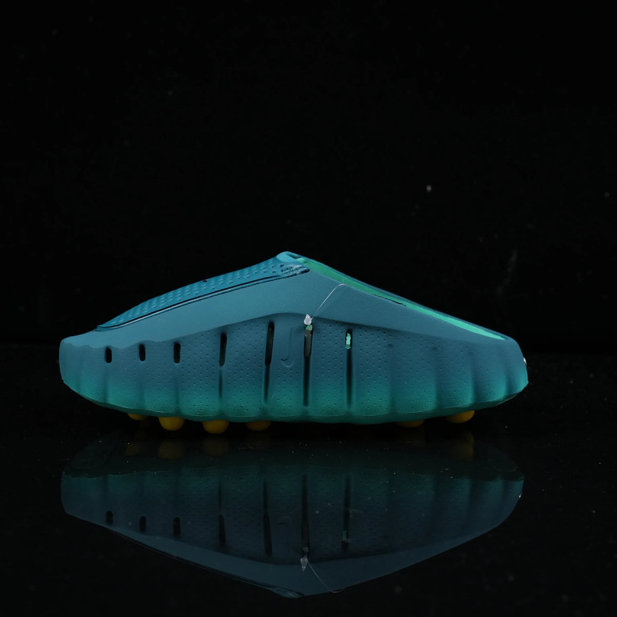 Nike Mind 001 "Geode Teal Light Menta"