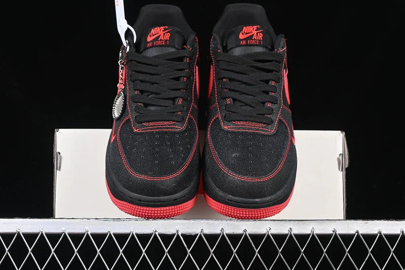 Nike Air Force 1 '07 LV8 "Black/Red"