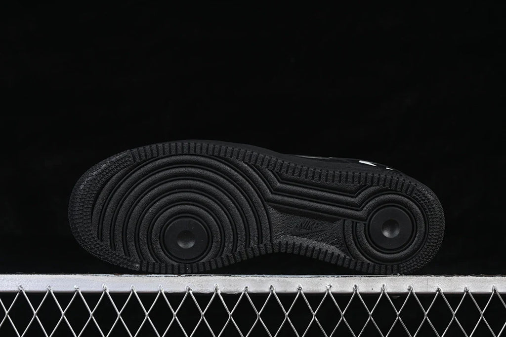 Nike Air Force 1 X Comme Des Garçons "All Black"