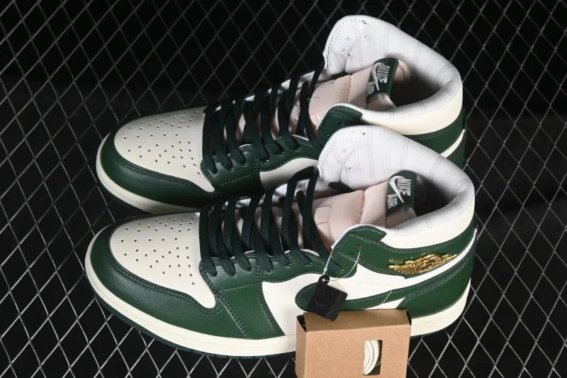 Air Jordan 1 Retro High OG "Pro Green"