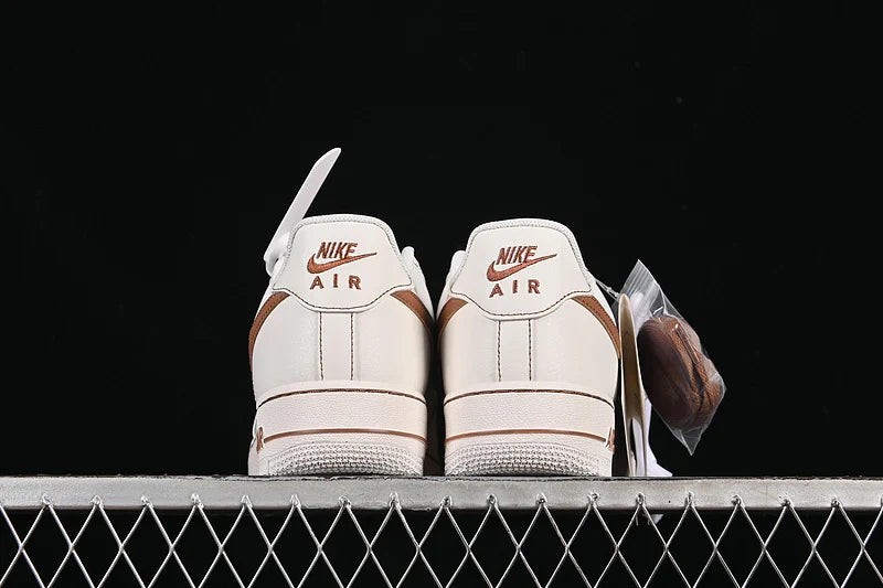 Nike Air Force 1 '07 LV8 "Ivory/Saddle Brown"