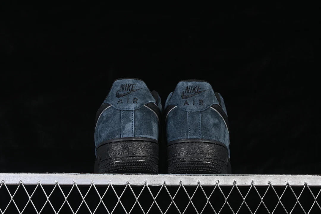 Nike Air Force 1 "Midnight Navy"
