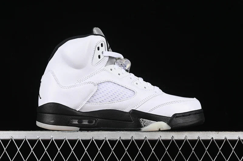Air Jordan 5 Retro "White Black"