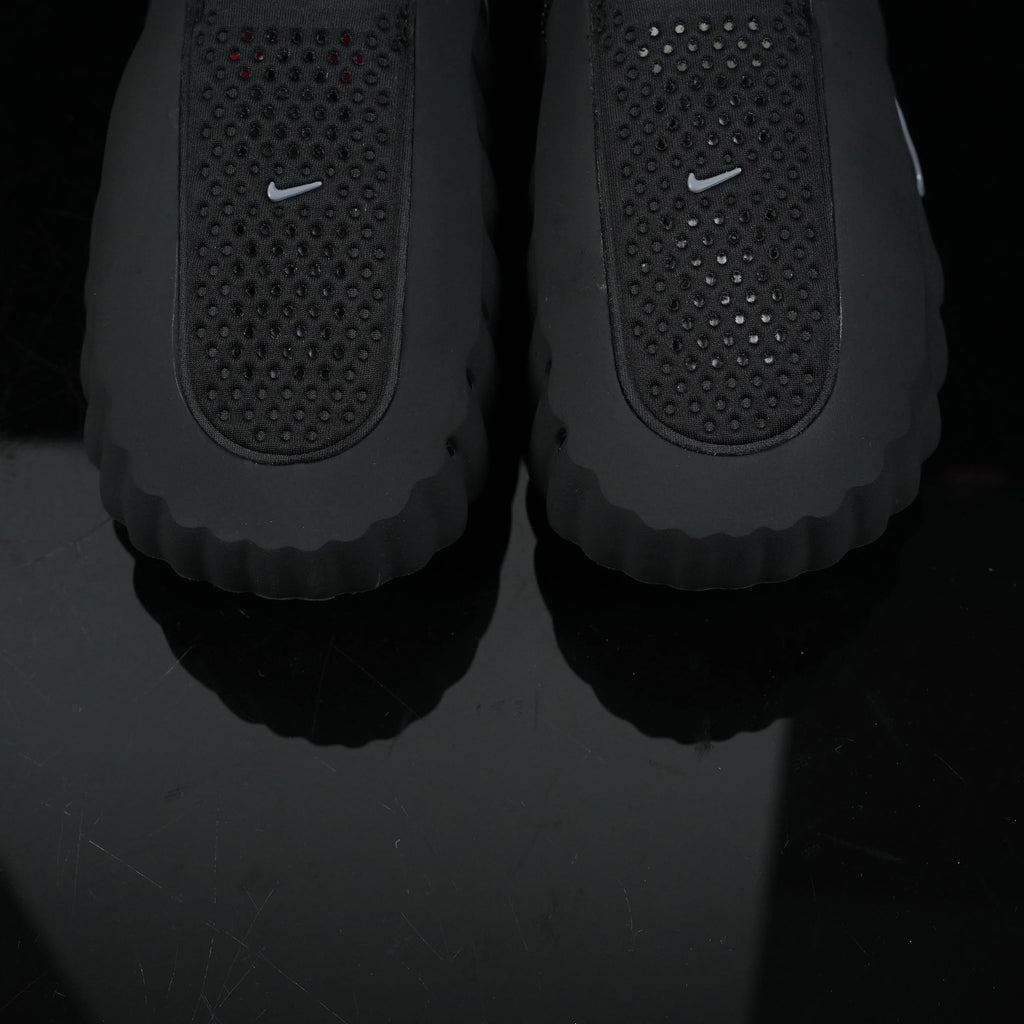 Nike Mind 001 "Black Hyper Crimson"