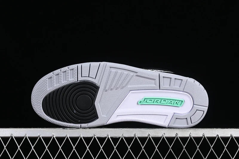 Air Jordan 3 Retro "Green Glow"