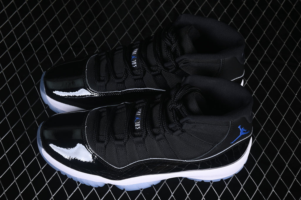 Air Jordan 11 Retro "Space Jam 2026"