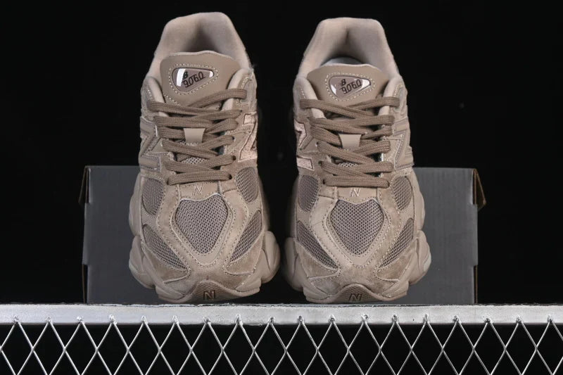 NB 9060 "Chestnut"