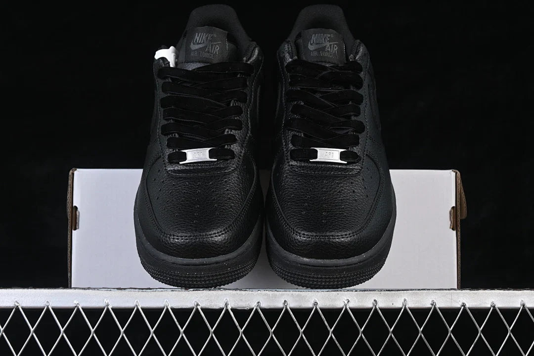 Nike Air Force 1 "Black Leather"