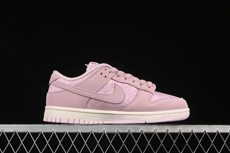 Nike SB Dunk Low "Regal Pin"