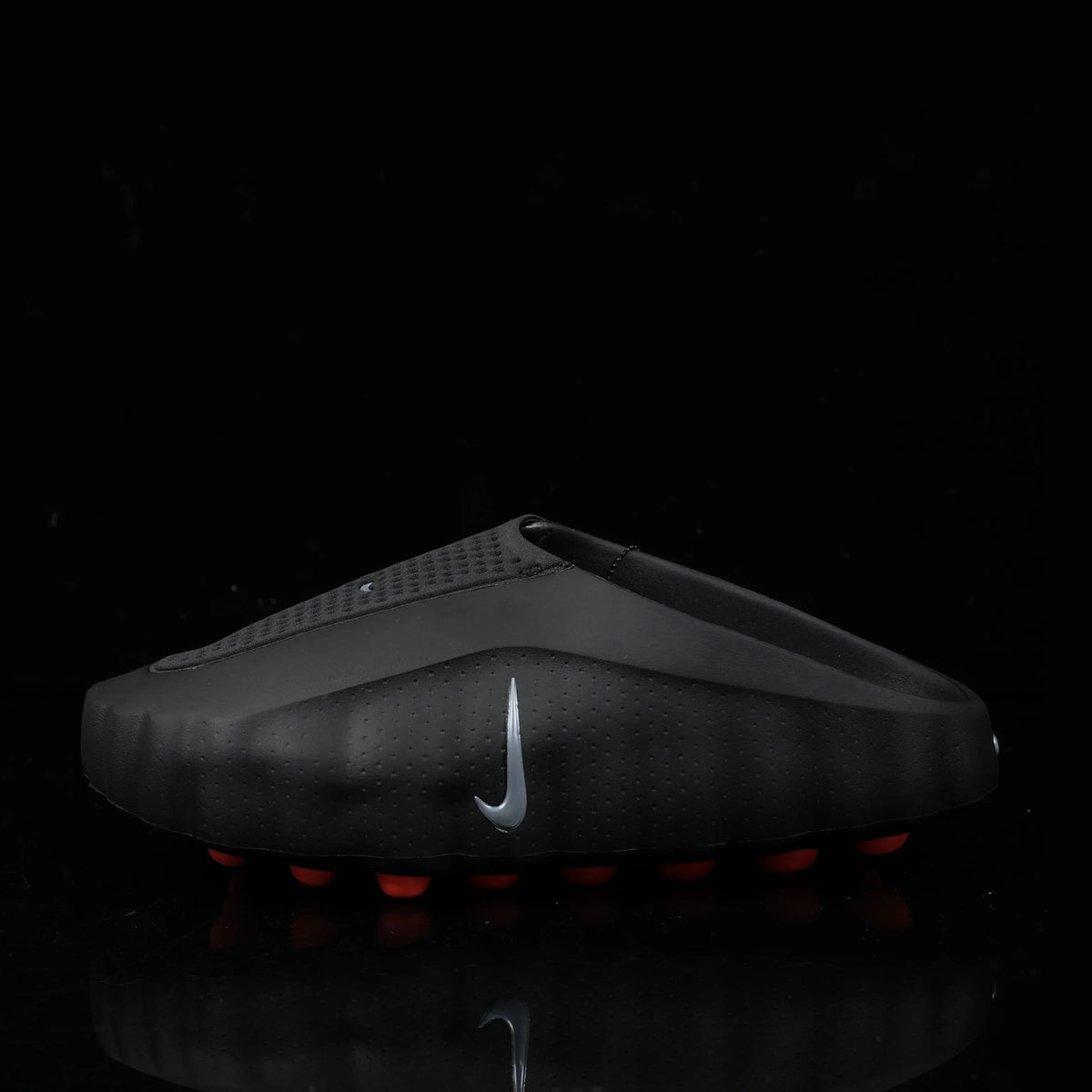 Nike Mind 001 "Black Hyper Crimson"