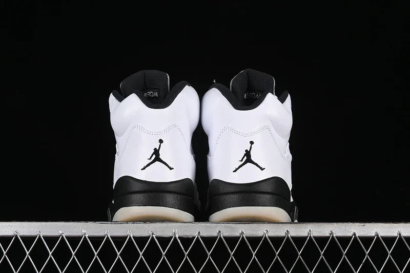 Air Jordan 5 Retro "White Black"