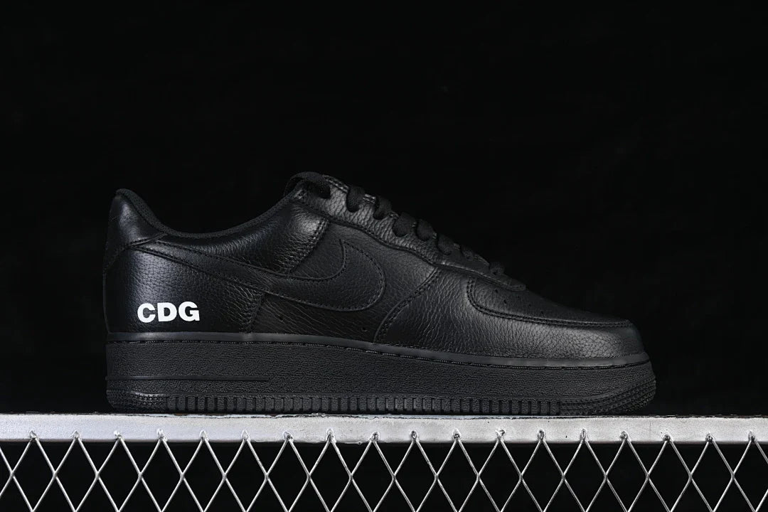 Nike Air Force 1 X Comme Des Garçons "All Black"