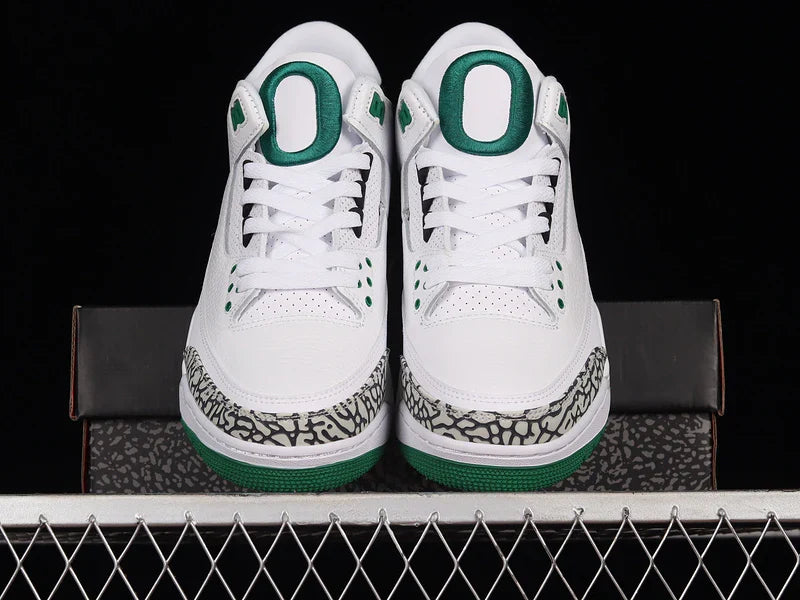 Air Jordan 3 Retro "Oregon Ducks Pit Crew White"