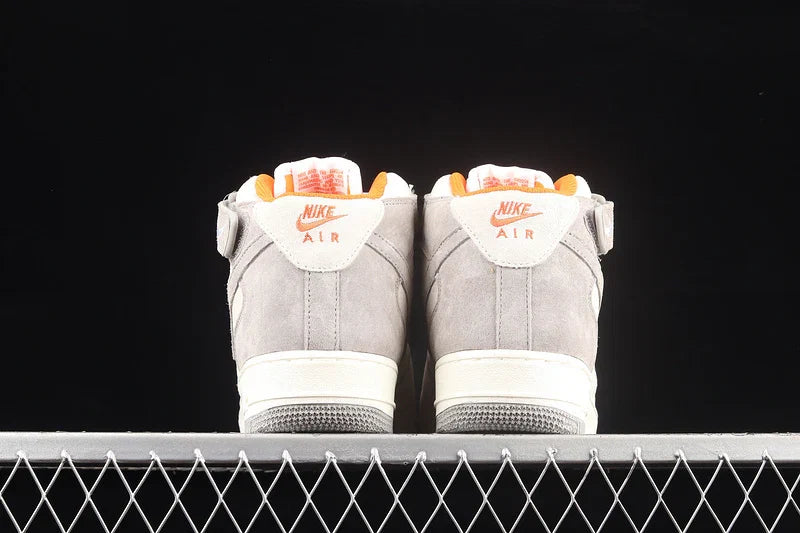 Nike Air Force 1 Mid "Cream/Sand"