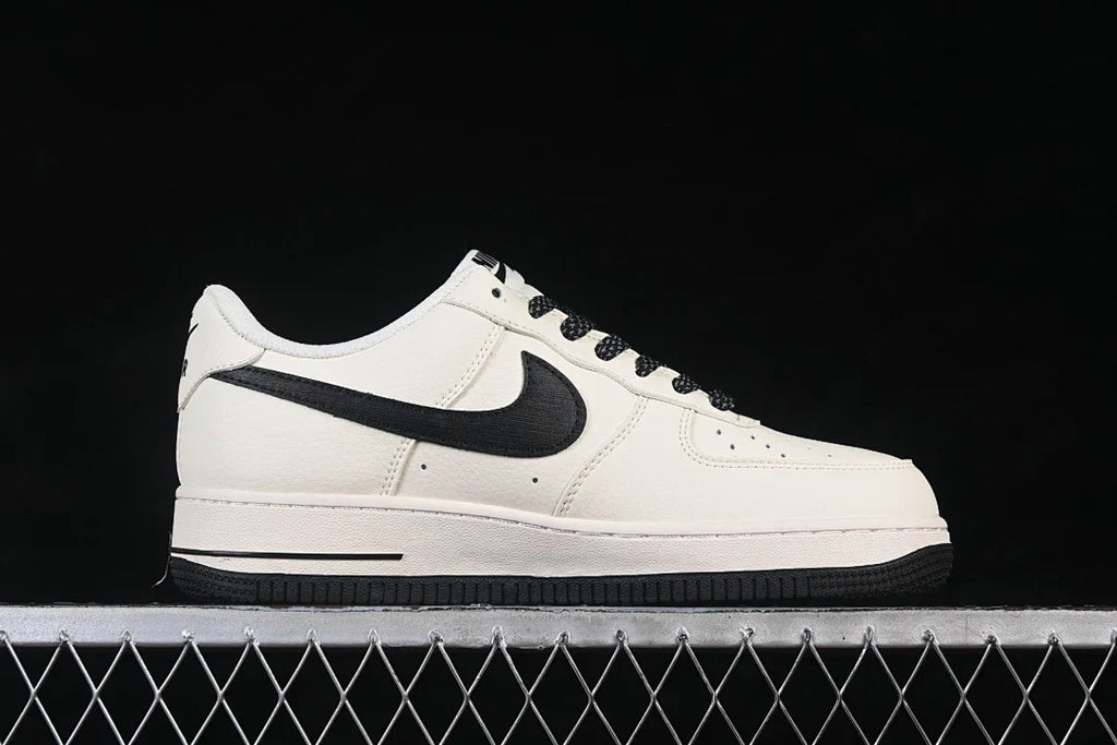 Nike Air Force 1 "B/W"