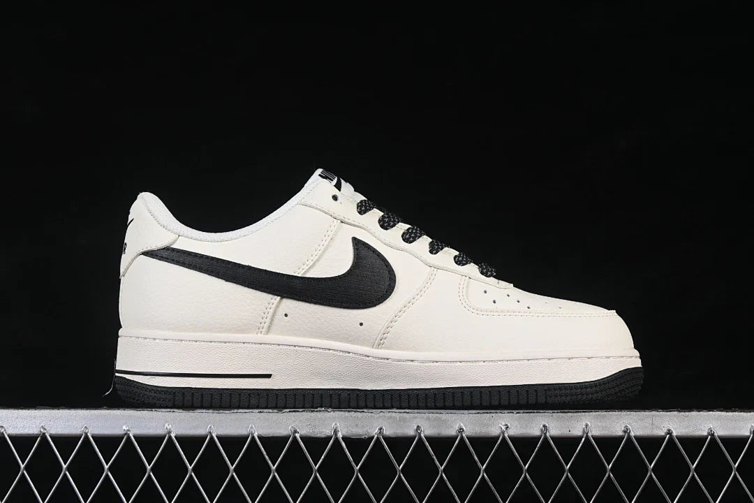 Nike Air Force 1 "B/W"