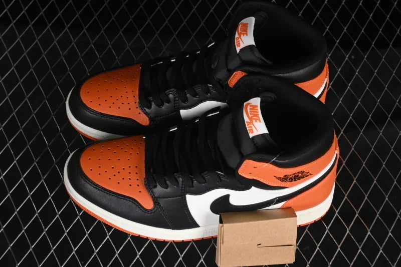 Air Jordan 1 Retro High OG "Shattered Backboard"