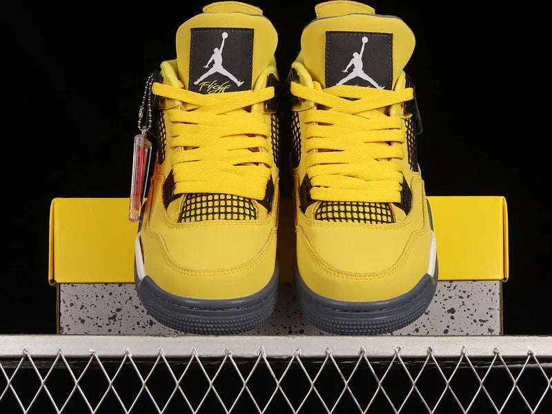 Air Jordan 4 Retro "Lightning"