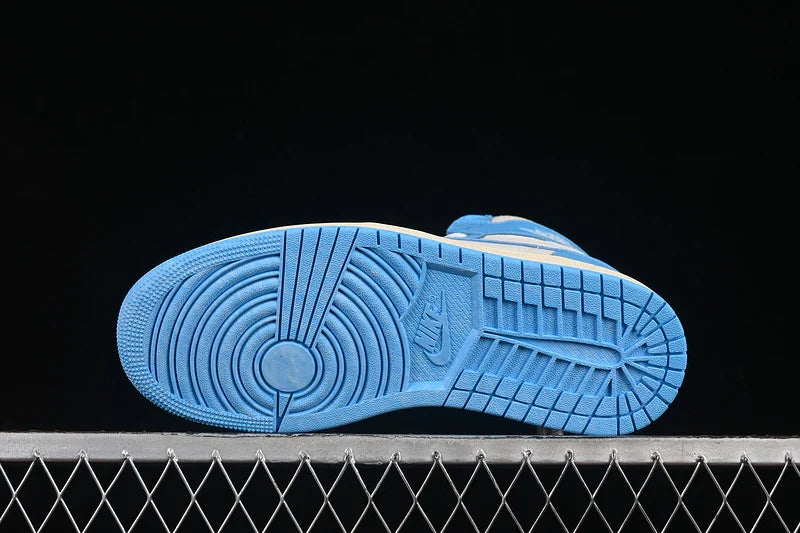 Air Jordan 1 Retro High OG"UNC Reimagined"