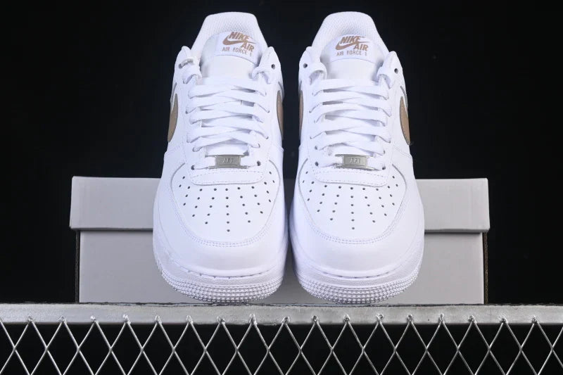 Nike Air Force 1 "White/Chocolate"