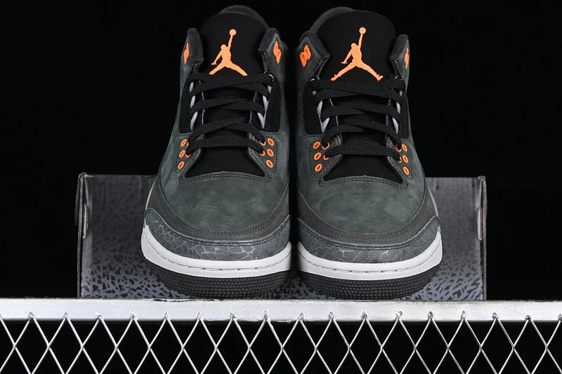 Air Jordan 3 Retro "Fear"