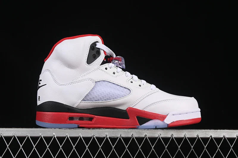 Air Jordan 5 Retro "Fire Red"