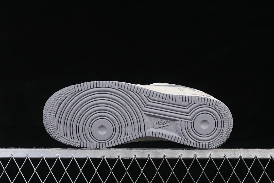 Nike Air Force 1 "Light Grey"